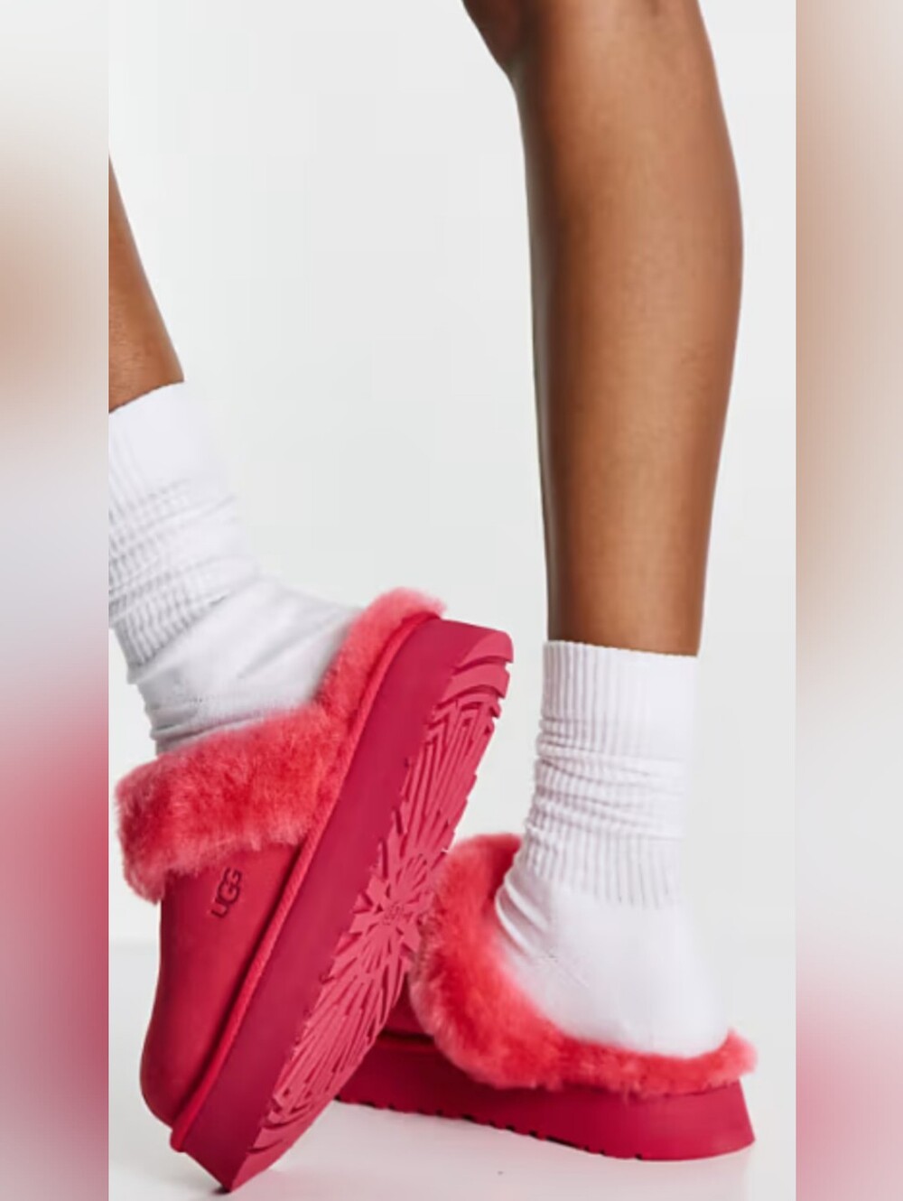 UGG Pink Disquette Chalet Shearling Slide Slippers Size 9 Used Exc MSRP $135
